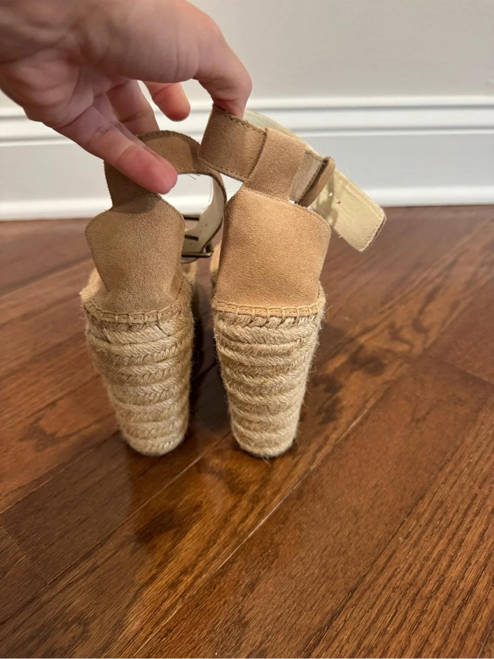 brand new Soludos Positano Tan Suede Espadrille Wedge Sandals